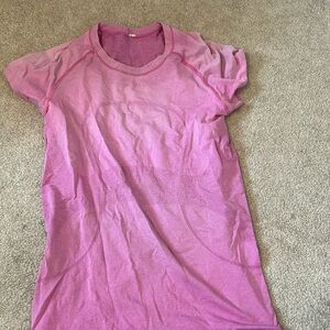 Lululemon swiftly tech T-shirt